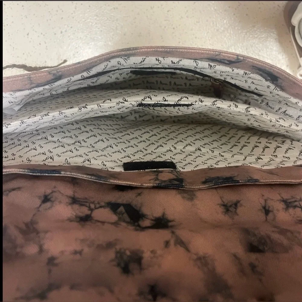 Mona B bags tote